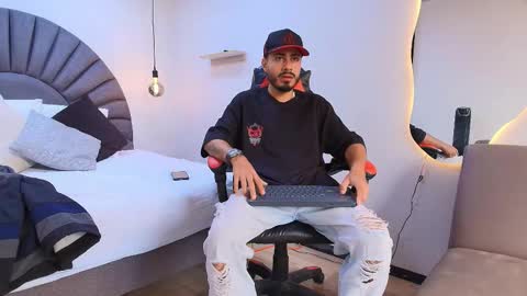 Matthew online show from February 26, 2026, 9:03 pm