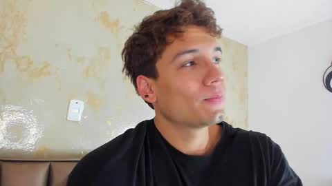 Snapshot of matthewfire1 chatting on September 18, 2025, 10:12 pm matthew online show from September 18, 2025, 10:12 pm