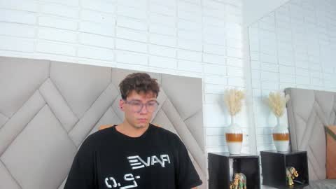 Snapshot of matthewfire1 chatting on September 21, 2025, 1:35 pm matthew online show from September 21, 2025, 1:35 pm