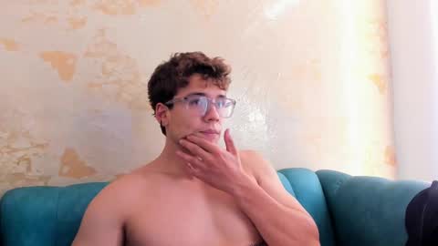 Snapshot of matthewfire1 chatting on October 1, 2025, 10:49 pm matthew online show from October 1, 2025, 10:49 pm