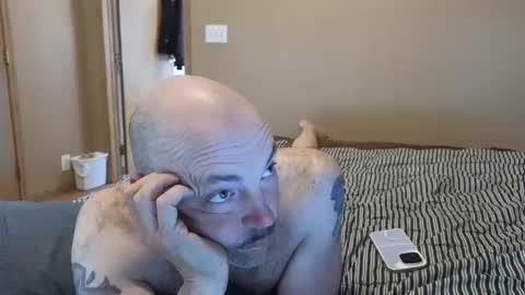 Snapshot of matthewhusby chatting on April 26, 2026, 12:58 pm MH online show from April 26, 2026, 12:58 pm