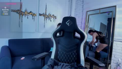 Snapshot of matti_sofia chatting on February 15, 2025, 3:09 am TATIANA  AND ROUS online show from February 15, 2025, 3:09 am