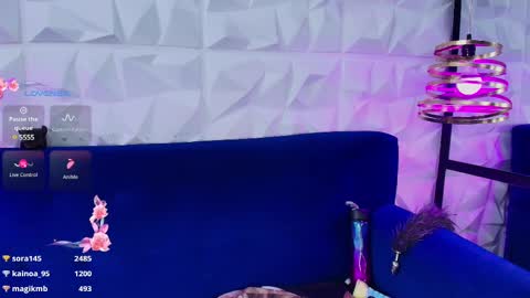 Snapshot of matti_sofia chatting on February 22, 2025, 10:20 pm TATIANA  AND ROUS online show from February 22, 2025, 10:20 pm