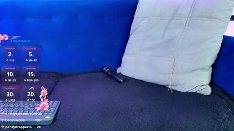 Snapshot of matti_sofia chatting on February 24, 2025, 2:15 pm TATIANA  AND ROUS online show from February 24, 2025, 2:15 pm