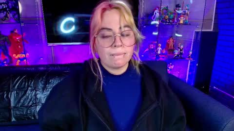 TATIANA  AND ROUS online show from February 23, 2026, 11:18 am