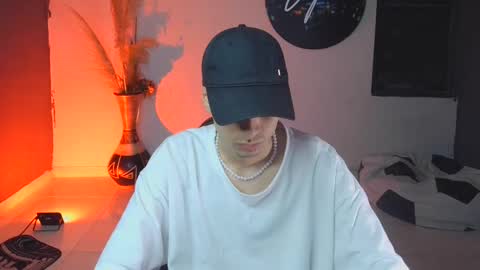 mattias     online show from January 20, 2025, 12:46 am