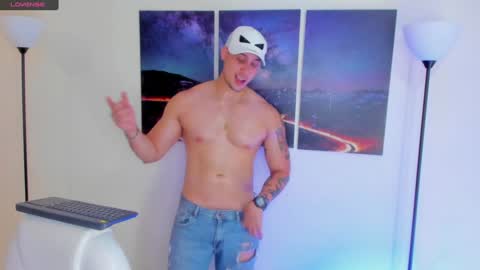 mattsaill_ online show from December 4, 2024, 2:04 pm