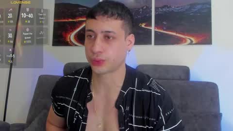 mattsaill_ online show from October 8, 2025, 1:42 pm