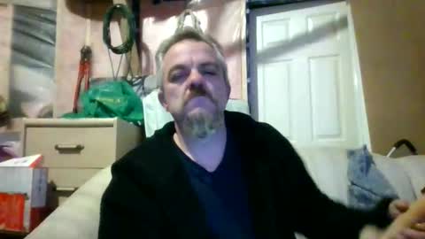 mattstanley424955 online show from February 27, 2026, 2:33 am