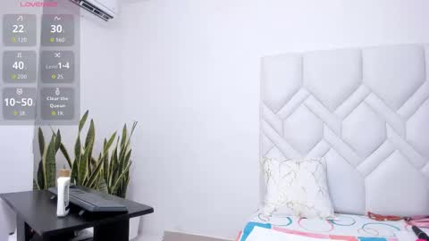 ISABEL online show from October 23, 2025, 9:24 pm