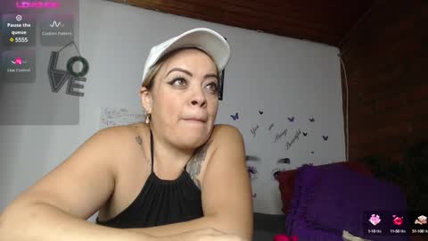Mature liaa online show from January 12, 2025, 10:22 pm