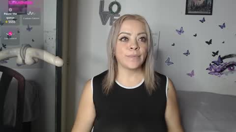 Mature liaa online show from February 24, 2025, 12:30 am