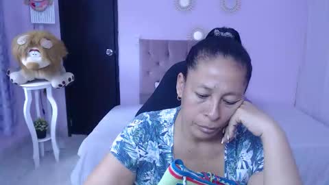 Martina online show from March 19, 2026, 7:40 pm