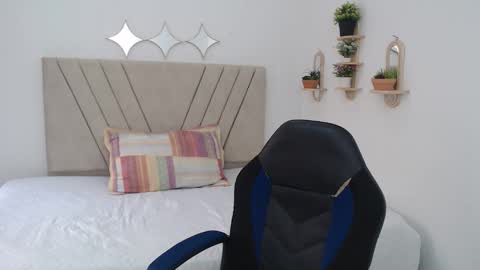 Snapshot of mature_martina_ chatting on March 31, 2026, 9:15 pm Martina online show from March 31, 2026, 9:15 pm