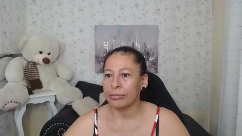 Snapshot of mature_martina_ chatting on April 17, 2026, 9:18 pm Martina online show from April 17, 2026, 9:18 pm