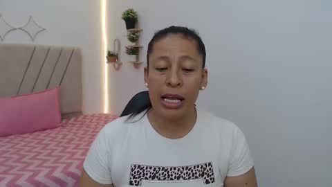 Snapshot of mature_martina_ chatting on April 22, 2026, 8:21 pm Martina online show from April 22, 2026, 8:21 pm