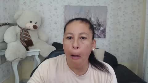 Snapshot of mature_martina_ chatting on April 28, 2026, 9:20 pm Martina online show from April 28, 2026, 9:20 pm