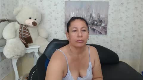 Snapshot of mature_martina_ chatting on May 2, 2026, 9:36 am Martina online show from May 2, 2026, 9:36 am