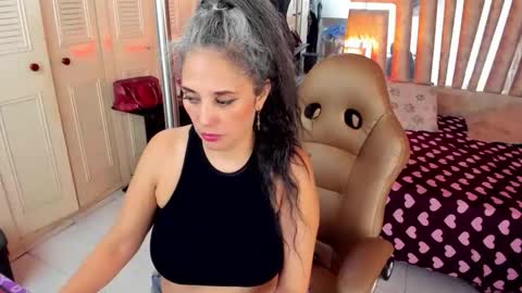 Sexy Hot Mature Sophy online show from May 8, 2026, 7:19 pm