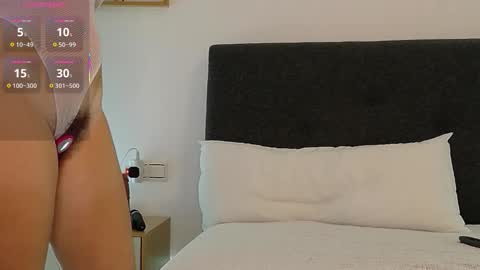 Maturecouple online show from November 17, 2025, 9:09 pm