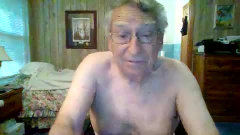 SXECPL55 at G mail Dot Com online show from May 14, 2026, 11:17 am