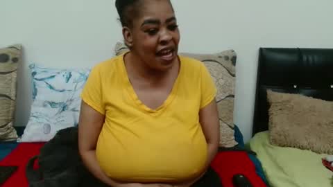 QUEEN online show from May 6, 2026, 11:26 am