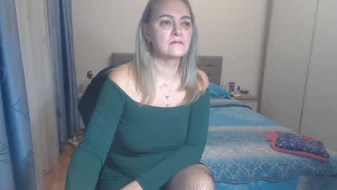 maturediana online show from December 31, 2024, 3:23 am