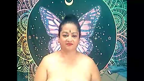 matureindian4u65 online show from February 4, 2025, 3:26 pm