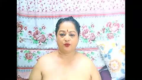 Snapshot of matureindian654u chatting on April 11, 2026, 8:13 pm matureindian654u online show from April 11, 2026, 8:13 pm