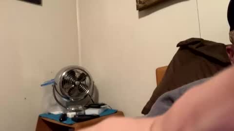 maturejerky online show from December 15, 2025, 3:33 am