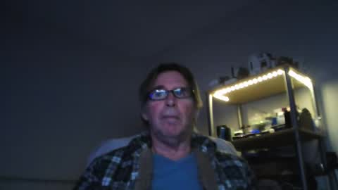 Snapshot of maturewisdom61 chatting on December 28, 2024, 2:11 am maturewisdom61 online show from December 28, 2024, 2:11 am