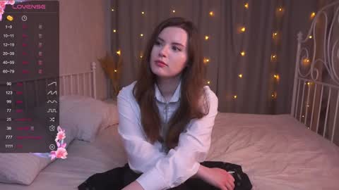 Lily online show from January 30, 2025, 4:55 pm