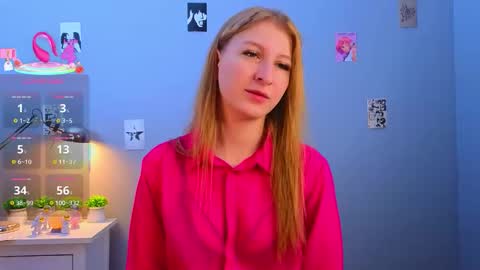 maureencoombs online show from November 22, 2025, 4:11 am