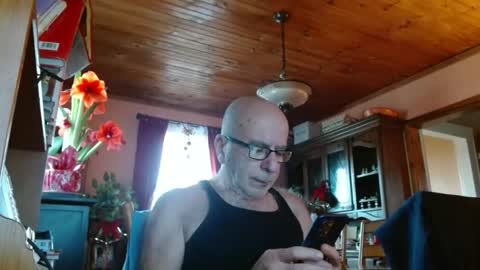 Snapshot of mauriceandre chatting on January 4, 2025, 1:53 pm Maurice online show from January 4, 2025, 1:53 pm