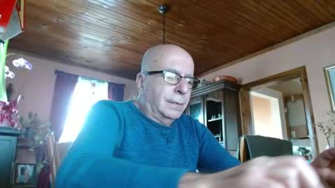 Snapshot of mauriceandre chatting on January 25, 2025, 1:52 pm Maurice online show from January 25, 2025, 1:52 pm