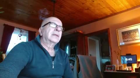 Snapshot of mauriceandre chatting on February 23, 2025, 11:44 am Maurice online show from February 23, 2025, 11:44 am