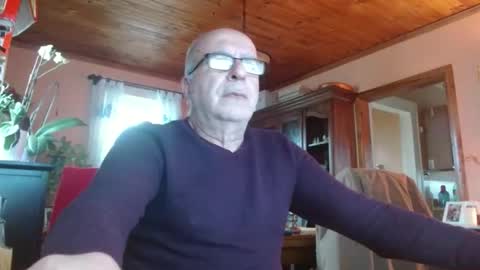 Snapshot of mauriceandre chatting on January 7, 2026, 1:46 pm Maurice online show from January 7, 2026, 1:46 pm