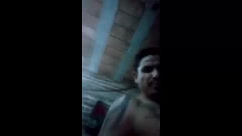 mauricio493263 online show from December 23, 2025, 5:49 am