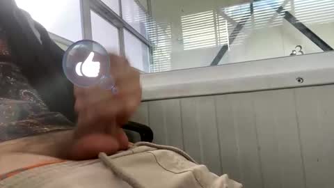 mauriciotoresss online show from October 11, 2025, 12:47 pm