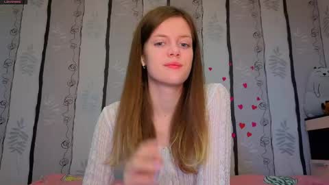 Snapshot of maurineneverman chatting on June 10, 2026, 3:07 am Lucy online show from June 10, 2026, 3:07 am