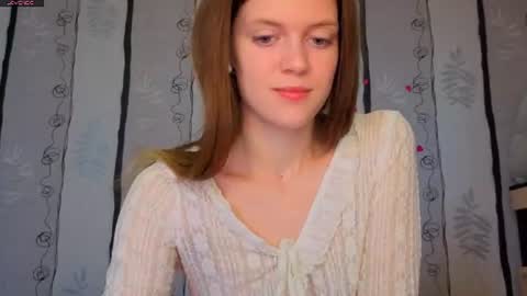 Snapshot of maurineneverman chatting on June 15, 2026, 8:05 am Lucy online show from June 15, 2026, 8:05 am