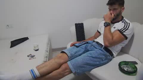 mauro_real_man online show from June 14, 2026, 6:43 pm