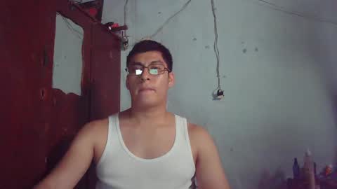 Mauro online show from March 2, 2025, 10:48 pm