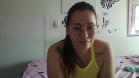 Snapshot of mauroluxandra chatting on February 22, 2025, 1:46 pm mauroluxandra online show from February 22, 2025, 1:46 pm