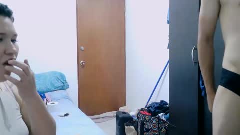 Snapshot of mauroluxandra chatting on February 9, 2026, 11:31 pm mauroluxandra online show from February 9, 2026, 11:31 pm