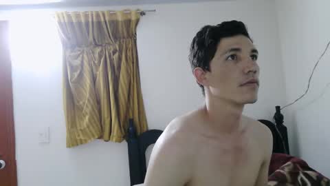 Snapshot of mauroluxandra chatting on March 2, 2026, 9:16 am mauroluxandra online show from March 2, 2026, 9:16 am