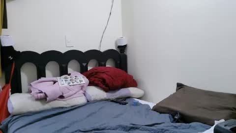 mauroluxandra online show from April 30, 2026, 11:31 pm