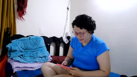 mauroluxandra online show from July 23, 2026, 11:13 pm