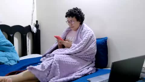 mauroluxandra online show from July 28, 2026, 4:39 pm