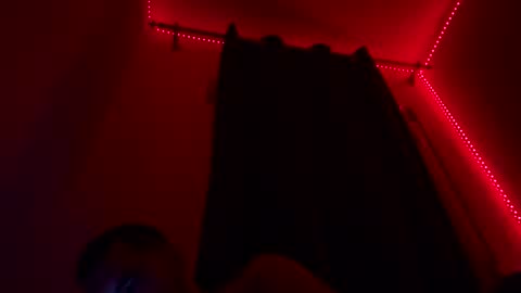 mauroo2025 online show from February 1, 2025, 2:16 am